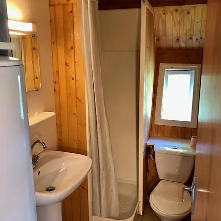 Dans Le Parc D'un Manoir Du Xixeme